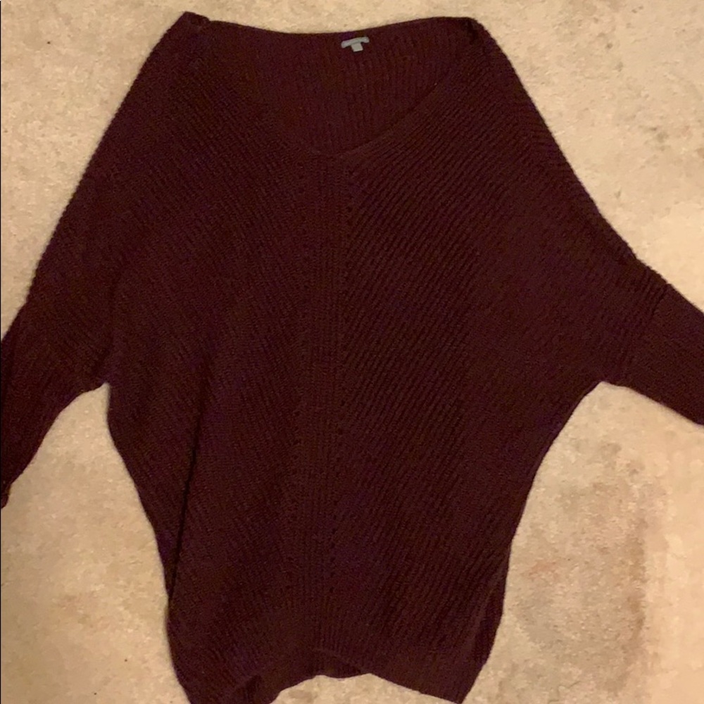 Maroon loose sweater